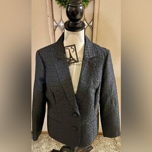 Chico’s women's size 1 (medium) blazer, EUC